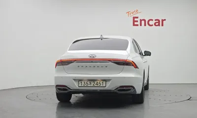 Hyundai Grandeur 2023, 63888 км, за 25300000 KRW