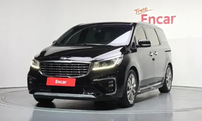 Kia Canival · 2019 год