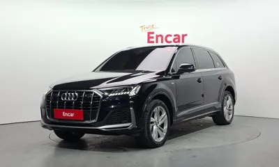 Audi Q7 · 2021 год