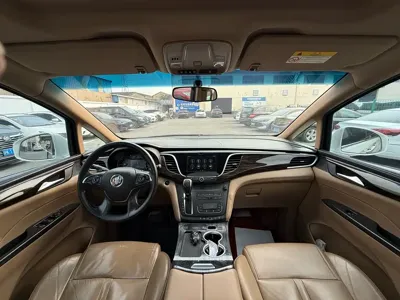 Buick GL8 2017, 125000 км, за 57000 CNY