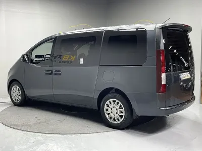 Hyundai Staria 2023, 37296 км, за 27800000 KRW