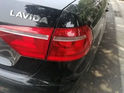 Volkswagen Lavida 2015, 114100 км, за 24600 CNY - фото 8