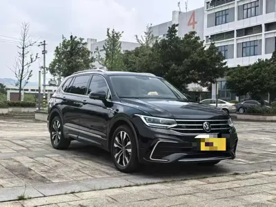 Volkswagen Tiguan L 2022, 40000 км, за 95000 CNY