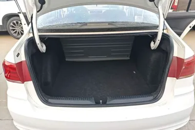 Volkswagen Santana 2016, 63700 км, за 33316.85 CNY - фото 27