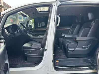 GAC Motor Trumpchi M8 2022, 40000 км, за 89800 CNY - фото 12