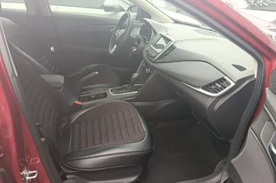 Chevrolet Cavalier 2019, 62400 км, за 44696.65 CNY - фото 23