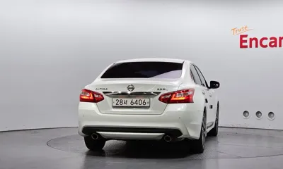 Nissan Altima 2017, 70836 км, за 8300000 KRW