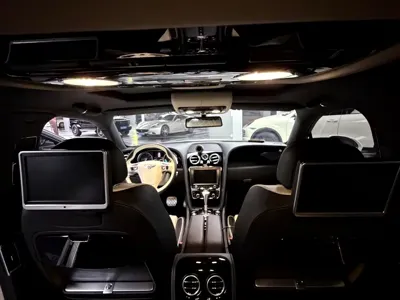 Bentley Flying Spur 2019, 40000 км, за 1020000 CNY - фото 21