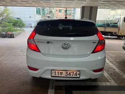 Hyundai Accent 2016, 131438 км, за 99990000 KRW