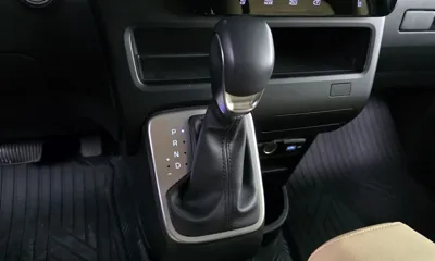 Hyundai Staria 2024, 16499 км, за 27900000 KRW - фото 9