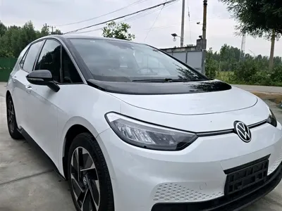 Volkswagen ID.3 2024, 120000 км, за 70000 CNY