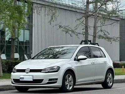 Volkswagen Golf · 2014 год