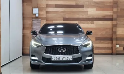 Infiniti Q30 2017, 33625 км, за 11600000 KRW