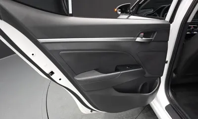 Hyundai Avante 2019, 37873 км, за 12700000 KRW - фото 25