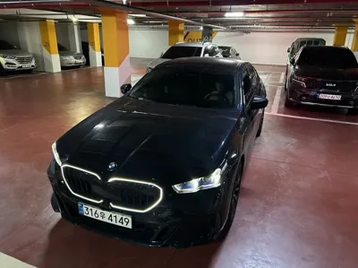 BMW 5-Series · 2026 год