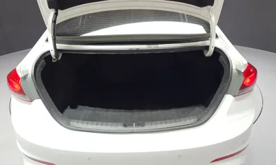 Hyundai Avante 2018, 45525 км, за 11000000 KRW - фото 20