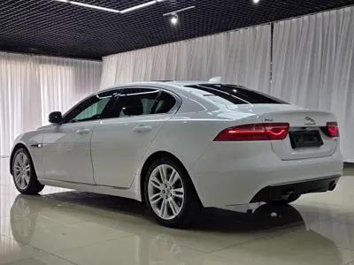 Jaguar XEL 2018, 33000 км, за 78800 CNY