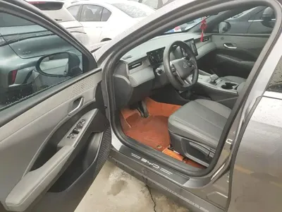 BYD Qin Plus 2025, 6400 км, за 58099 CNY - фото 16