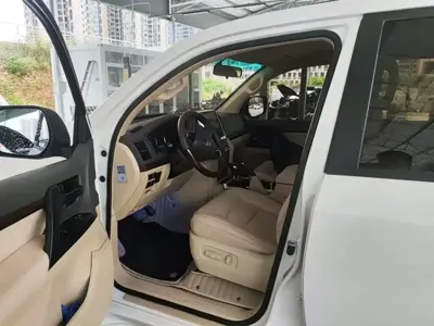 Toyota Land Cruiser 2016, 150000 км, за 320000 CNY - фото 4