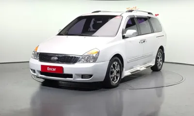 Kia Canival · 2013 год