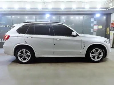 BMW X5 2018, 124760 км, за 30800000 KRW