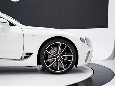 Bentley Continental 2022, 7000 км, за 2388000 CNY - фото 19