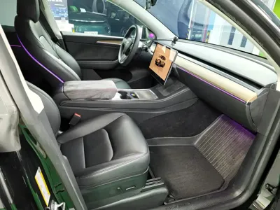 Tesla Model Y 2023, 50000 км, за 169899 CNY - фото 8