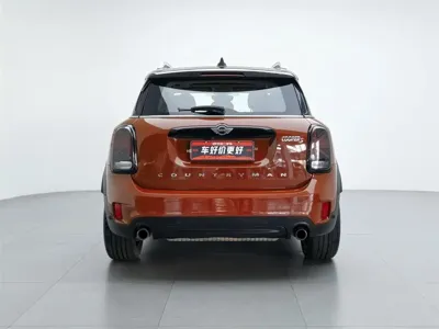 MINI Mini Countryman 2017, 145300 км, за 62800 CNY