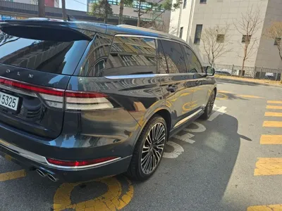 Lincoln Aviator 2020, 62000 км, за 40000000 KRW - фото 6