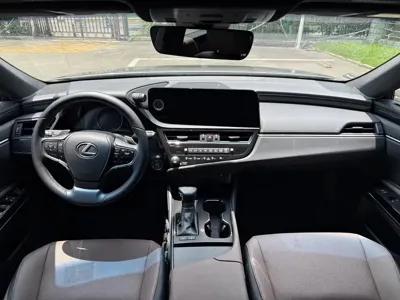 Lexus ES 2024, 23000 км, за 178800 CNY - фото 7