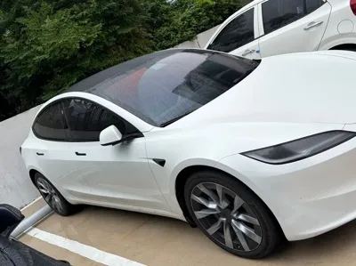 Tesla Model 3 2024, 44562 км, за 36700000 KRW