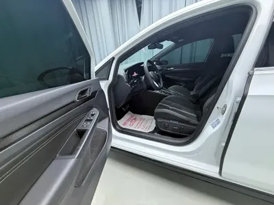 Volkswagen Golf 2022, 38300 км, за 143800 CNY - фото 9