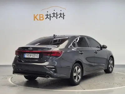 Kia K3 2019, 49534 км, за 10100000 KRW