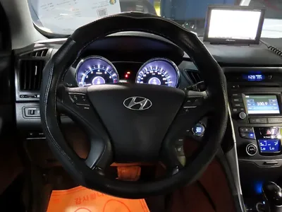 Hyundai Sonata 2013, 197188 км, за 4800000 KRW - фото 8