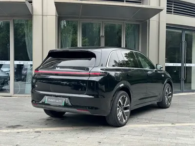 Li Auto Li L7 2023, 87000 км, за 163800 CNY