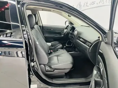 Mitsubishi Outlander 2018, 39500 км, за 66800 CNY - фото 14