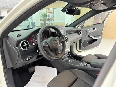 Mercedes-Benz A-Class (Import) 2017, 60000 км, за 45800 CNY