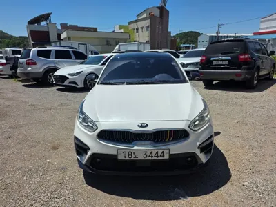 Kia K3 · 2019 год