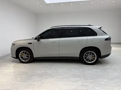 Leapmotor Leapmotor C10 2024, 80000 км, за 81800 CNY