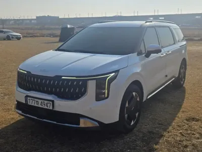 Kia Canival · 2024 год