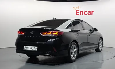 Hyundai Sonata 2018, 172181 км, за 9900000 KRW - фото 2