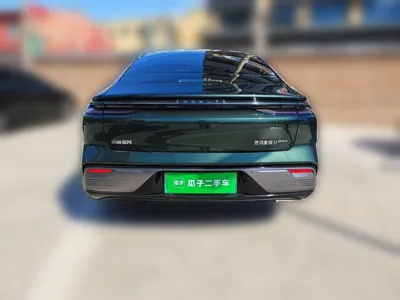 Geely Galaxy Galaxy 8 2025, 55900 км, за 106438.13 CNY - фото 3