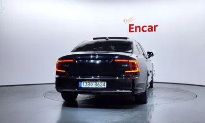 Volvo S90 2021, 59419 км, за 30900000 KRW