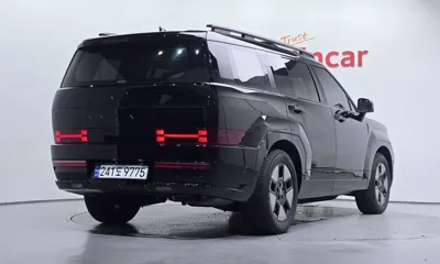 Hyundai Santafe 2024, 24678 км, за 41000000 KRW