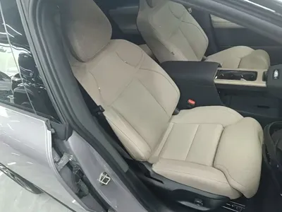 Volvo 沃尔沃XC70插电式混动 2025, 7000 км, за 234700 CNY - фото 25