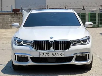 BMW 7-Series · 2018 год