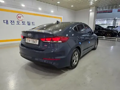 Hyundai Avante 2017, 74836 км, за 8700000 KRW - фото 5
