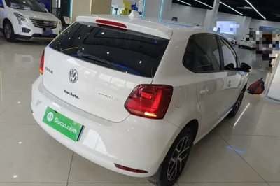Volkswagen Polo 2016, 86100 км, за 43425.43 CNY - фото 6