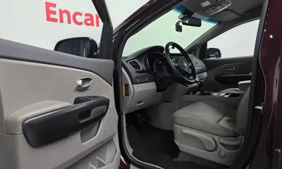 Kia Canival 2015, 130299 км, за 7900000 KRW - фото 11