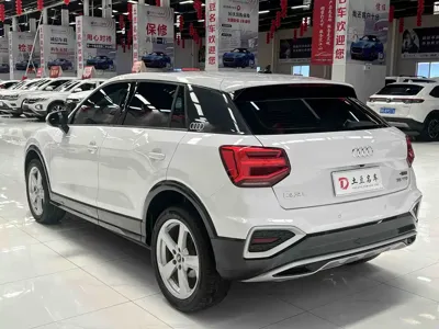 Audi Q2L 2022, 38200 км, за 112800 CNY